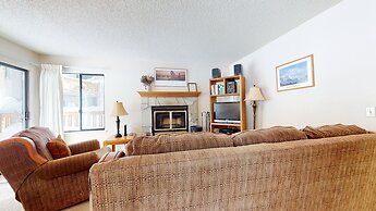 Summit #248 1 Bedroom Condo