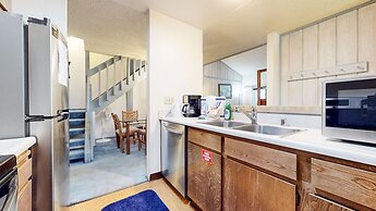 Summit #280 2 Bedroom Condo