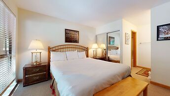 Summit #269 2 Bedroom Condo