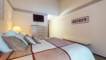 Summit 277 Pet-Friendly, Open Floor Plan, Walk to the Slopes by RedAwn