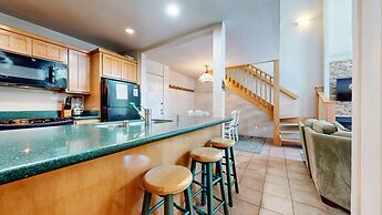 Summit #98 3 Bedroom Condo