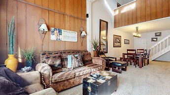 Summit #295 2 Bedroom Condo