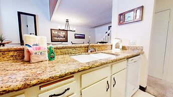 Summit #295 2 Bedroom Condo