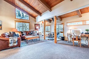 Courchevel 14 Remodeled Light and Bright Mountain Cabin, Walk to Canyo