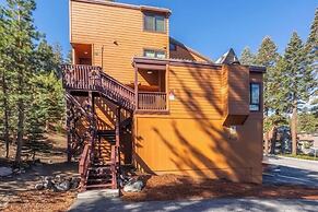 Courchevel 14 Remodeled Light and Bright Mountain Cabin, Walk to Canyo