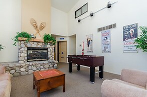 Silver Bear 18 Walk to Canyon Lodge, Cozy, Underground Parking by RedA