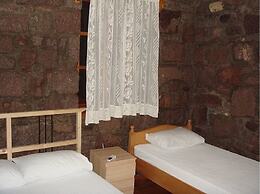 Assos Tas Ev Pansiyon