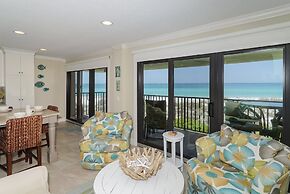 Waters Edge 110n 2 Bedroom Condo by RedAwning