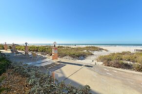 Waters Edge 110n 2 Bedroom Condo by RedAwning