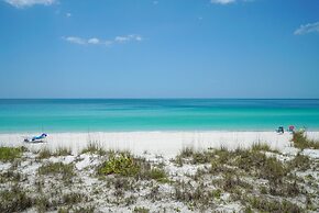 Waters Edge 110n 2 Bedroom Condo by RedAwning