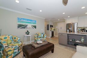 Waters Edge 110n 2 Bedroom Condo by RedAwning