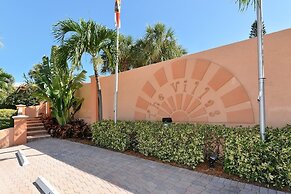 The S 2a 1 Bedroom Villa by RedAwning