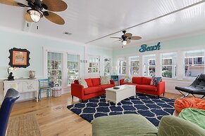 Marmalade Mermaid 3 Bedroom Home by RedAwning