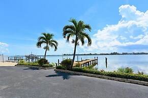 Bay Winds113 3 Bedroom Condo by RedAwning