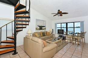 Bay Winds113 3 Bedroom Condo by RedAwning