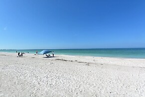 The S 2b 2 Bedroom Villa by RedAwning