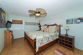 Latitude Adjustment 2 Bedroom Bungalow by RedAwning