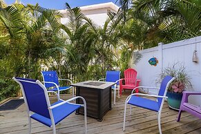 Beach Breeze Hideaway 2 Bedroom Villa by RedAwning