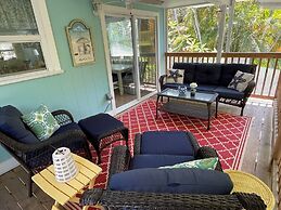 Beach Breeze Hideaway 2 Bedroom Villa by RedAwning