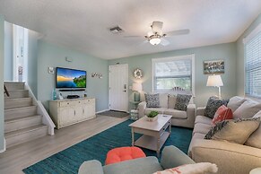 Beach Breeze Hideaway 2 Bedroom Villa by RedAwning