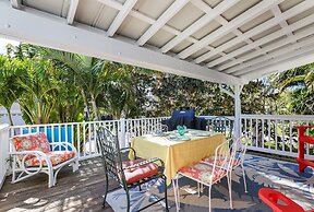 Beach Breeze Hideaway 2 Bedroom Villa by RedAwning