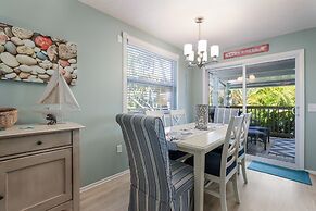 Beach Breeze Hideaway 2 Bedroom Villa by RedAwning