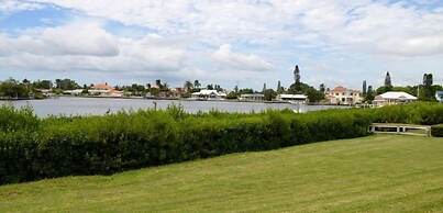 Westbay Point Moorings 274 3 Bedroom Condo by RedAwning