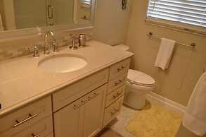 Westbay Point Moorings 274 3 Bedroom Condo by RedAwning