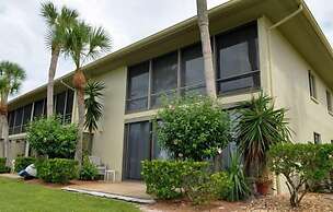 Westbay Point Moorings 274 3 Bedroom Condo by RedAwning