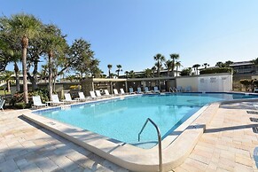 Westbay Point Moorings 274 3 Bedroom Condo by RedAwning