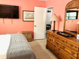 The Lady Fish 3 Bedroom Home by RedAwning