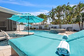 Coral Beach 3 Bedroom Home by RedAwning