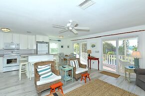 Tarpon Pointe 2 Bedroom Home by Redawning