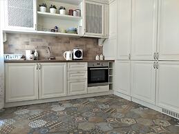 Baratero City Corner Apartment