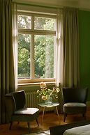 Signau House & Garden