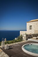 Ariá Estate Suites & Spa