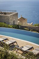 Ariá Estate Suites & Spa