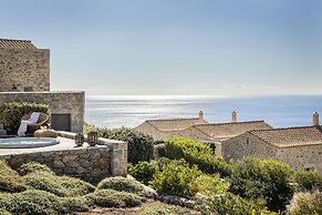 Ariá Estate Suites & Spa