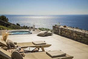 Ariá Estate Suites & Spa