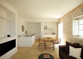 Ariá Estate Suites & Spa