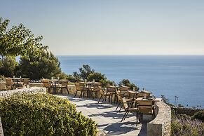 Ariá Estate Suites & Spa