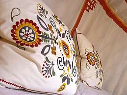 Yourte Oulan Bator - Le Village des Templiers