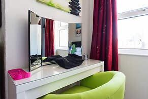 Ar Lan Y Mor Seaside Apartment