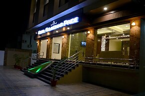 Hotel Gulmohar Pride
