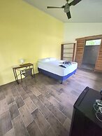 El Jardin de Playa Negra