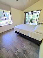 El Jardin de Playa Negra