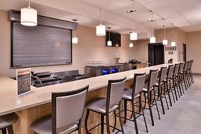 Country Inn & Suites by Radisson, Ft. Atkinson, WI