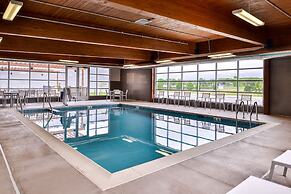 Country Inn & Suites by Radisson, Ft. Atkinson, WI