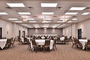 Country Inn & Suites by Radisson, Ft. Atkinson, WI