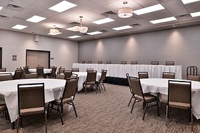 Country Inn & Suites by Radisson, Ft. Atkinson, WI